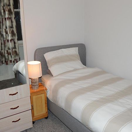 Carnegie Holiday Cottage Dunfermline Exteriör bild